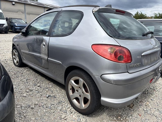 Peugeot 206, 2004 - afbeelding 14 van  17