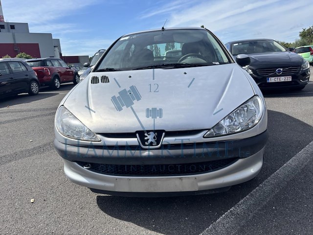 Peugeot 206 phase 2 1 4i one line, 2006 - afbeelding 12 van  27