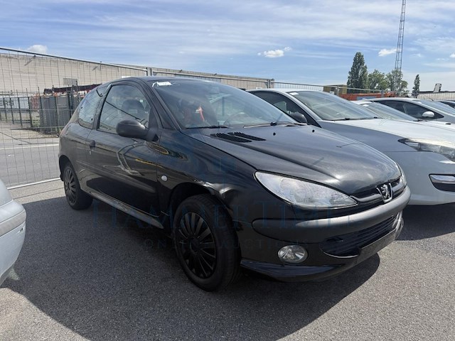 Peugeot 206 phase 2 1 6i 16v quiksilver, 2004 - afbeelding 23 van  35