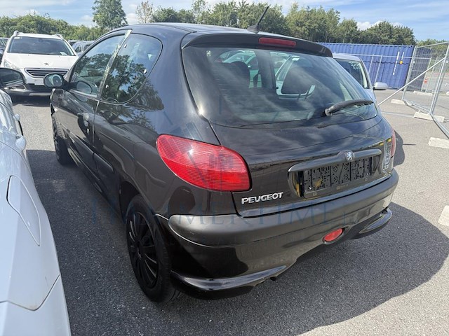 Peugeot 206 phase 2 1 6i 16v quiksilver, 2004 - afbeelding 31 van  35