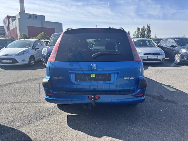 Peugeot 206 sw phase 2 1.4 hdi one-line, 2006 - afbeelding 33 van  36