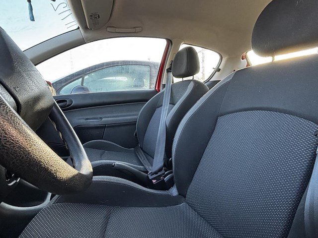 Peugeot 206+1.4i trendy, 2011 - afbeelding 22 van  23