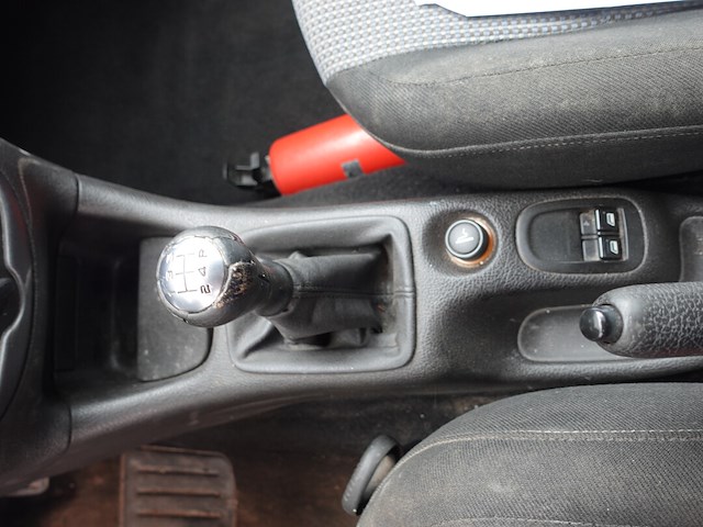 Peugeot 206 - afbeelding 5 van  15