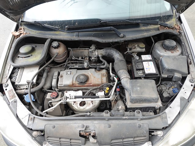 Peugeot 206 - afbeelding 10 van  15