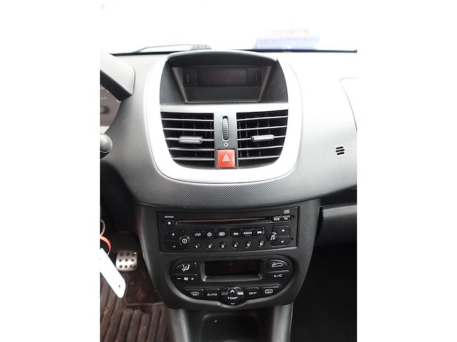 Peugeot 206 - afbeelding 4 van  13