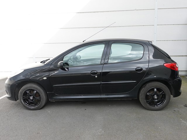 Peugeot 206 - afbeelding 1 van  13