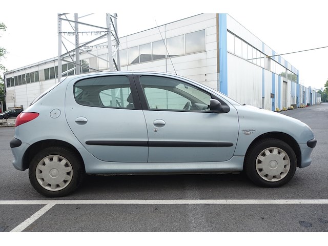 Peugeot 206 - afbeelding 5 van  11