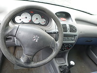 Peugeot 206 - afbeelding 7 van  11