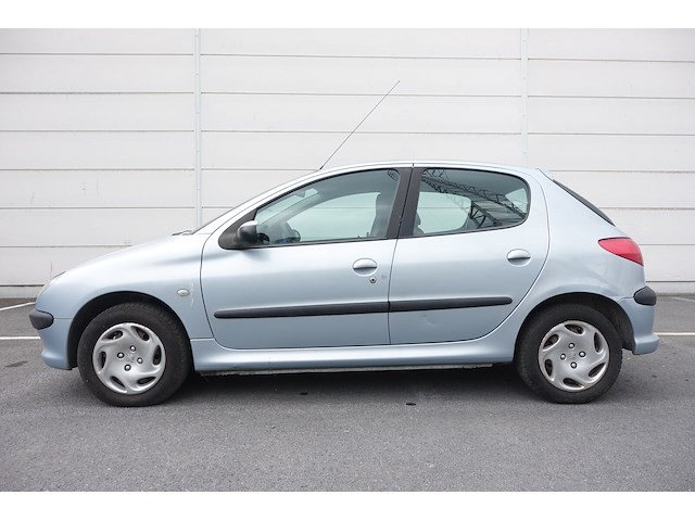 Peugeot 206 - afbeelding 1 van  9