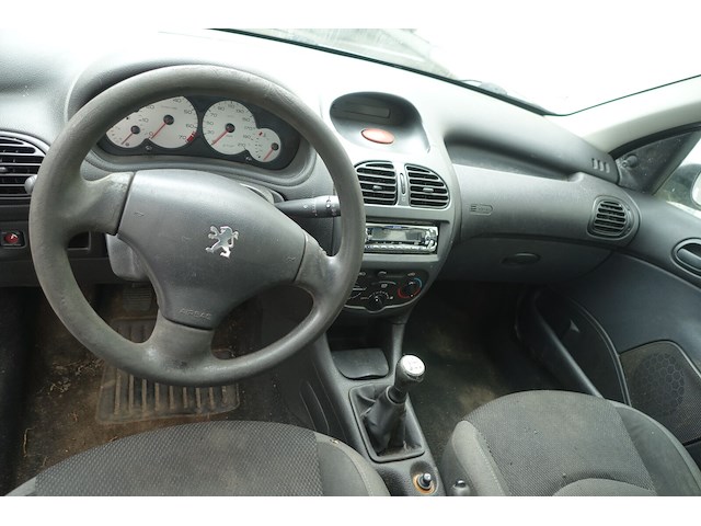 Peugeot 206 - afbeelding 5 van  9