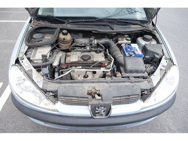 Peugeot 206 - afbeelding 8 van  9
