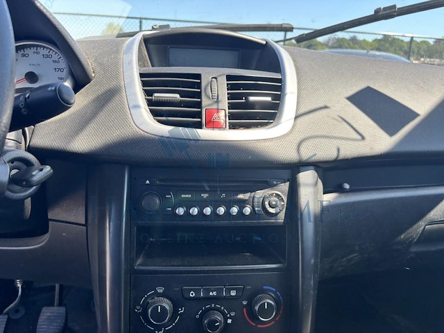 Peugeot 207 1.6 hdi trendy, 2010 - afbeelding 9 van  40