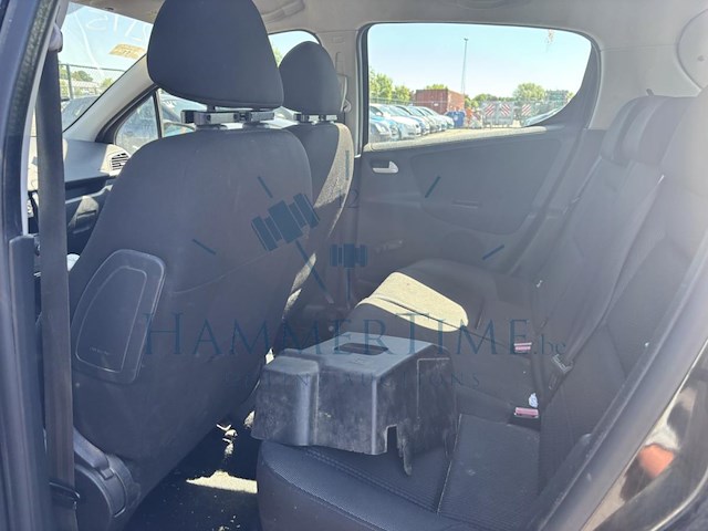 Peugeot 207 1.6 hdi trendy, 2010 - afbeelding 17 van  40
