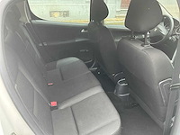 Peugeot 207 /2011 / 190427km / 1,6 hdi - afbeelding 4 van  18