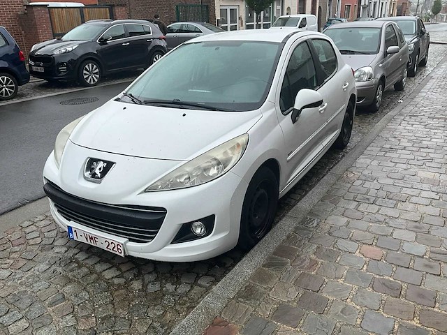 Peugeot 207 /2011 / 190427km / 1,6 hdi - afbeelding 13 van  18
