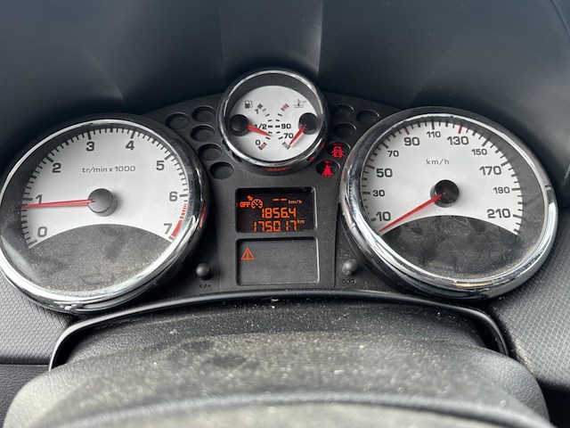 Peugeot 207, 2011 - afbeelding 2 van  26