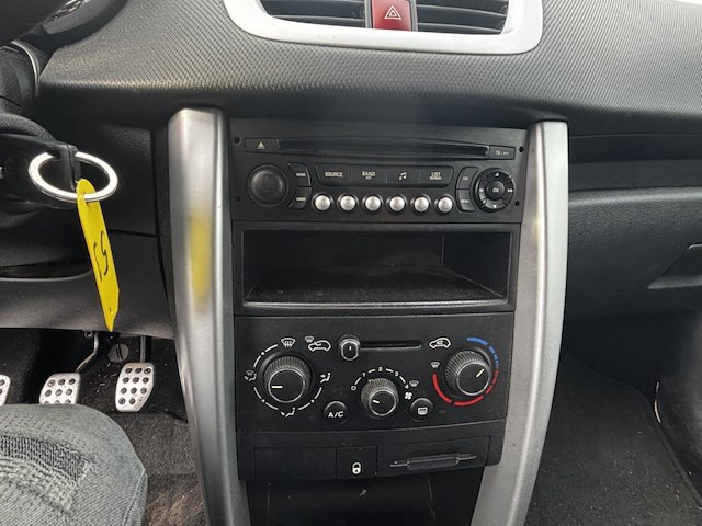 Peugeot 207, 2011 - afbeelding 4 van  26