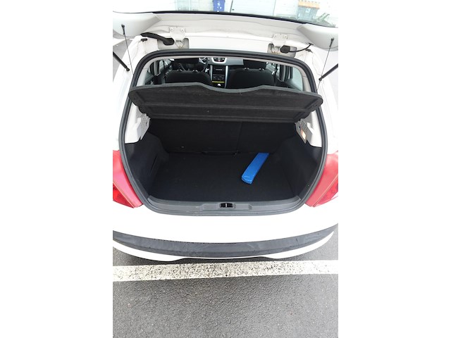 Peugeot 207 hatchback - afbeelding 8 van  19
