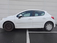 Peugeot 207 hatchback