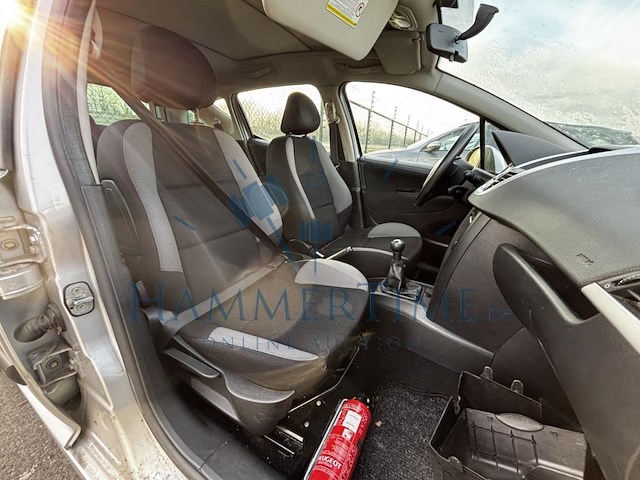 Peugeot 207 sw 1.6 hdi trendy, 2009 - afbeelding 13 van  22