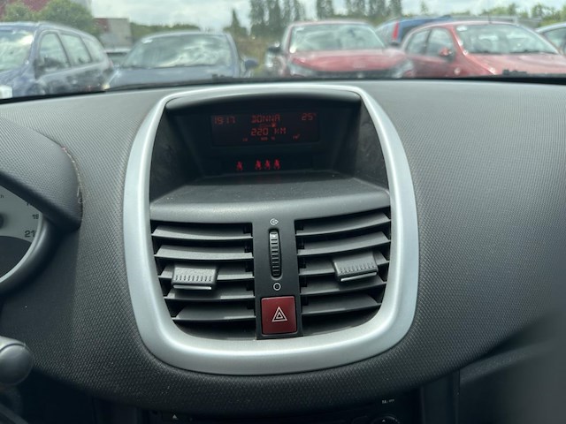 Peugeot 207 trendy 16v, 2008 - afbeelding 13 van  32