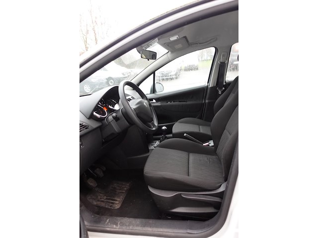 Peugeot 207 - afbeelding 12 van  16