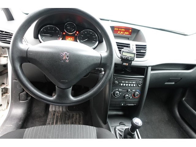 Peugeot 207 - afbeelding 13 van  16