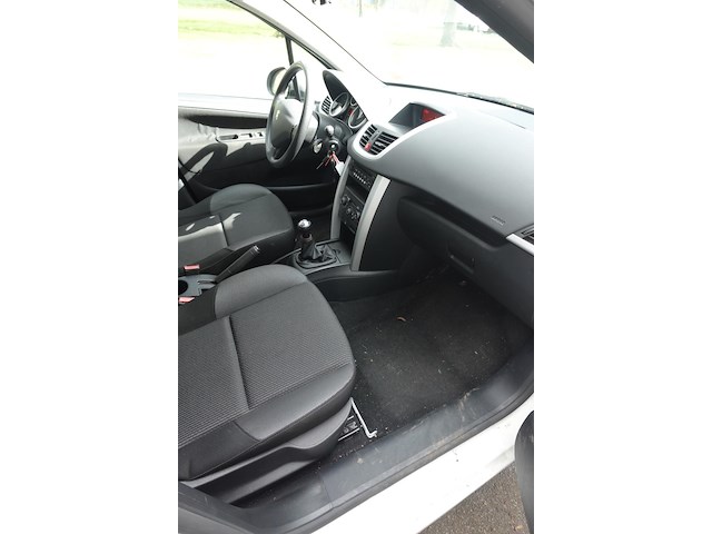 Peugeot 207 - afbeelding 2 van  15