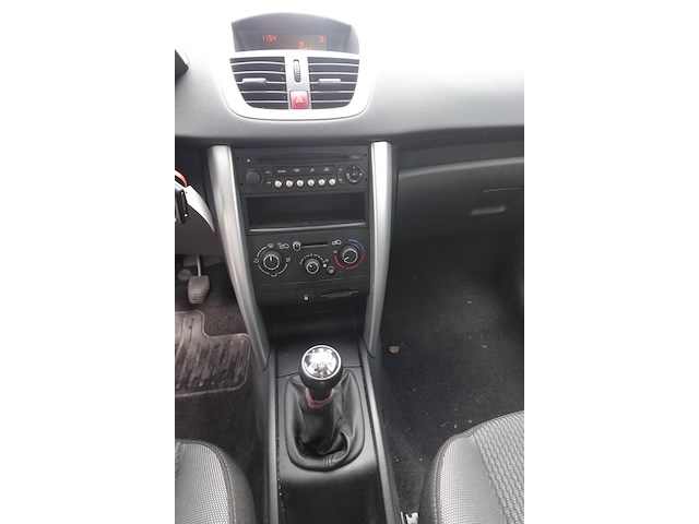 Peugeot 207 - afbeelding 13 van  15