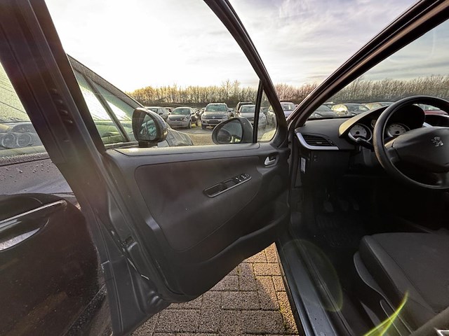 Peugeot 207.sw active, 2011 - afbeelding 29 van  32