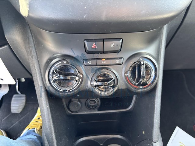 Peugeot 208 1 (2i puretech), 2017 - afbeelding 8 van  44