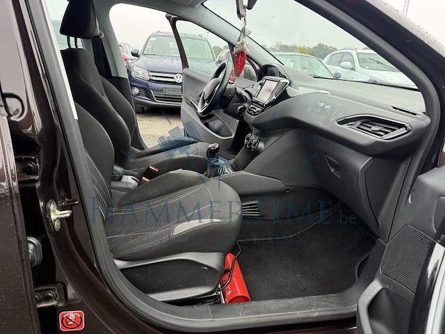 Peugeot 208 1.0i urban soul, 2014 - afbeelding 21 van  38