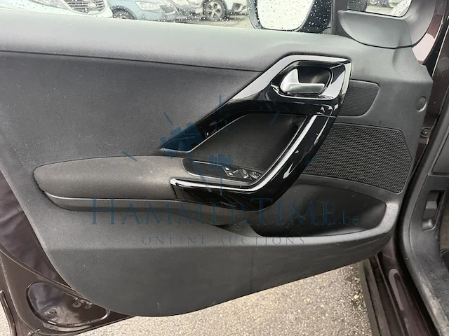 Peugeot 208 1.0i urban soul, 2014 - afbeelding 38 van  38
