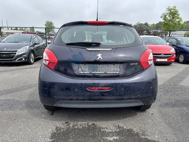 Peugeot 208 1.2i active, 2013 - afbeelding 33 van  36