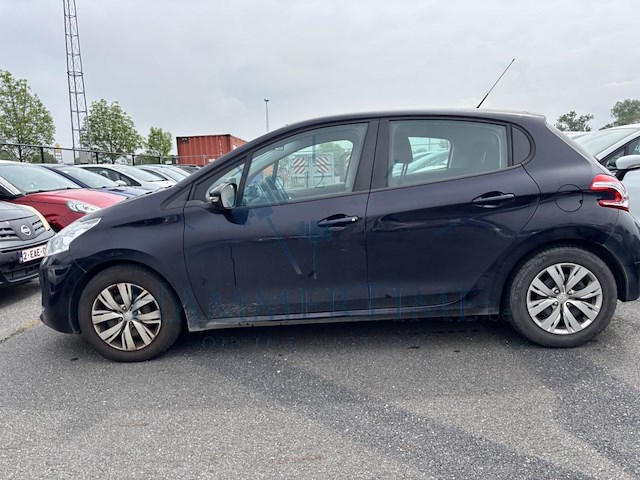 Peugeot 208 1.2i active, 2013 - afbeelding 35 van  36