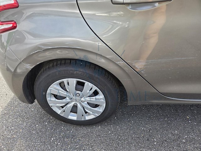 Peugeot 208 1.2i active 82, 2012 - afbeelding 27 van  40