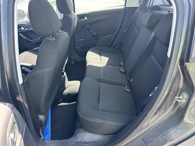 Peugeot 208 1.2i puretech active s&s etg 82 at, 2015 - afbeelding 2 van  30