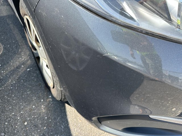 Peugeot 208 1.2i puretech active s&s etg 82 at, 2015 - afbeelding 16 van  30