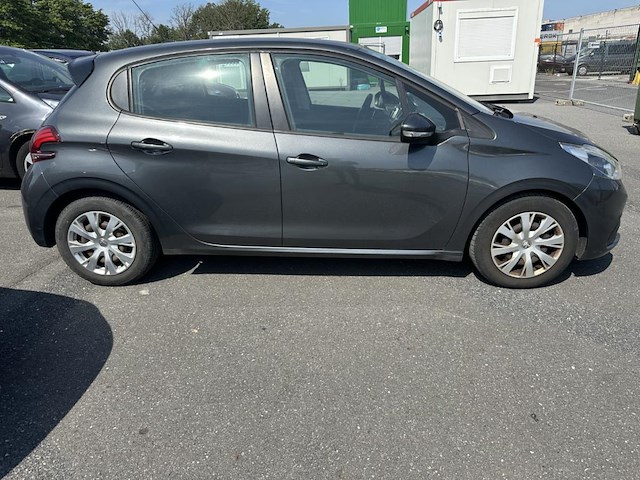 Peugeot 208 1.2i puretech active s&s etg 82 at, 2015 - afbeelding 25 van  30