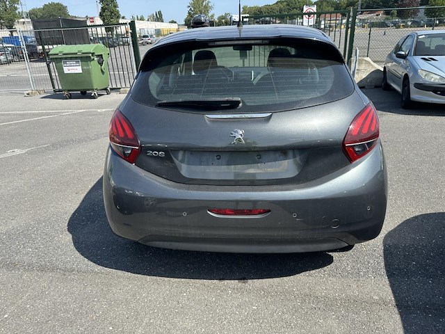 Peugeot 208 1.2i puretech active s&s etg 82 at, 2015 - afbeelding 27 van  30
