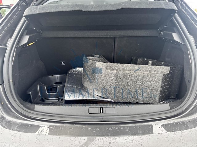 Peugeot 208 1.2i puretech allure (eu6.4), 2022 - afbeelding 19 van  39