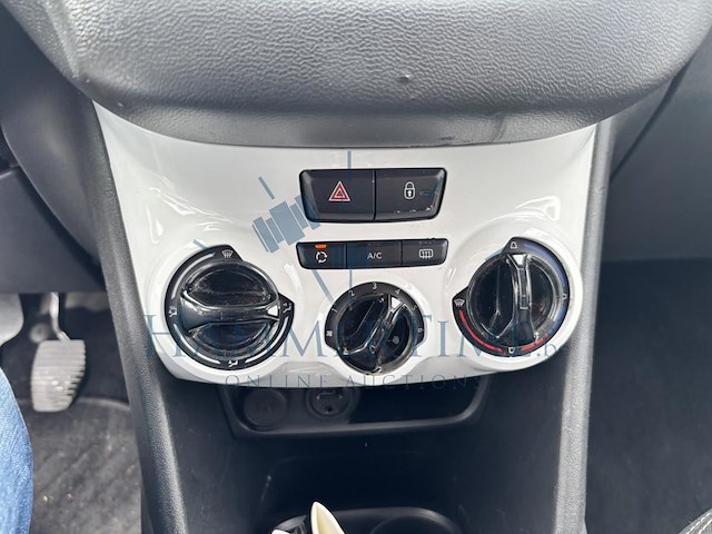 Peugeot 208 1.2i puretech like, 2018 - afbeelding 7 van  36