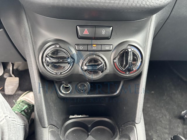 Peugeot 208 1.2i puretech style, 2016 - afbeelding 8 van  36