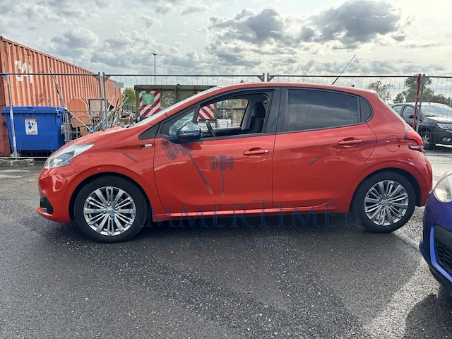 Peugeot 208 1.2i puretech style, 2017 - afbeelding 32 van  33