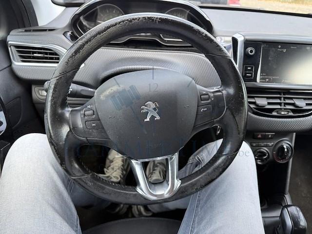 Peugeot 208 1.2i puretech style, 2018 - afbeelding 8 van  23