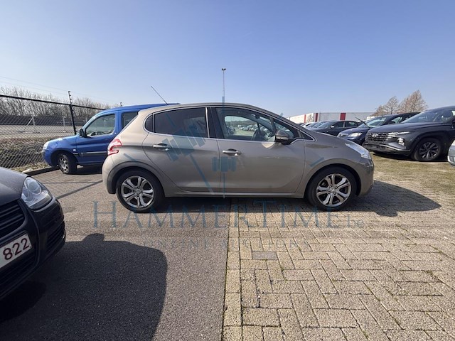 Peugeot 208 1.6i allure 120 at, 2014 - afbeelding 28 van  33