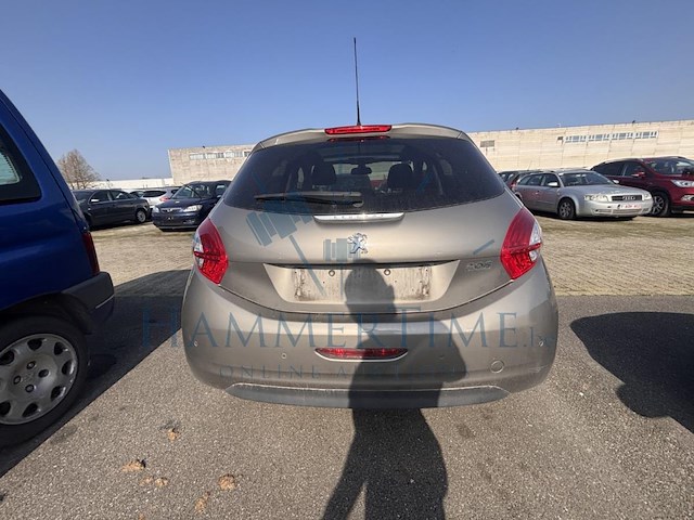 Peugeot 208 1.6i allure 120 at, 2014 - afbeelding 30 van  33