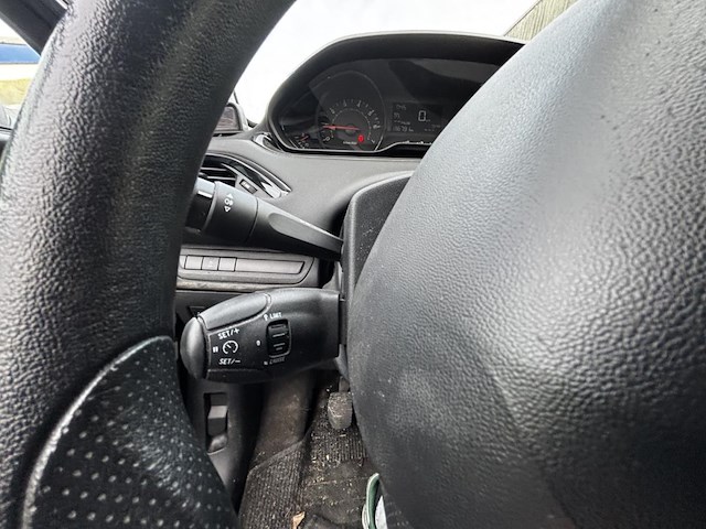 Peugeot 208, 2014 - afbeelding 10 van  33