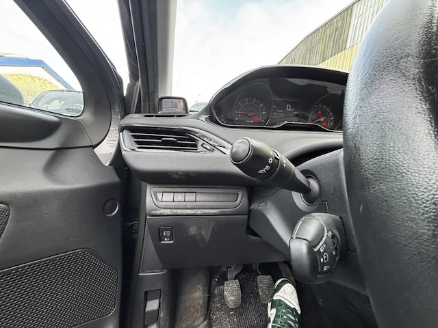 Peugeot 208, 2014 - afbeelding 11 van  33