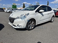 Peugeot 208 active, 2014 - afbeelding 1 van  35